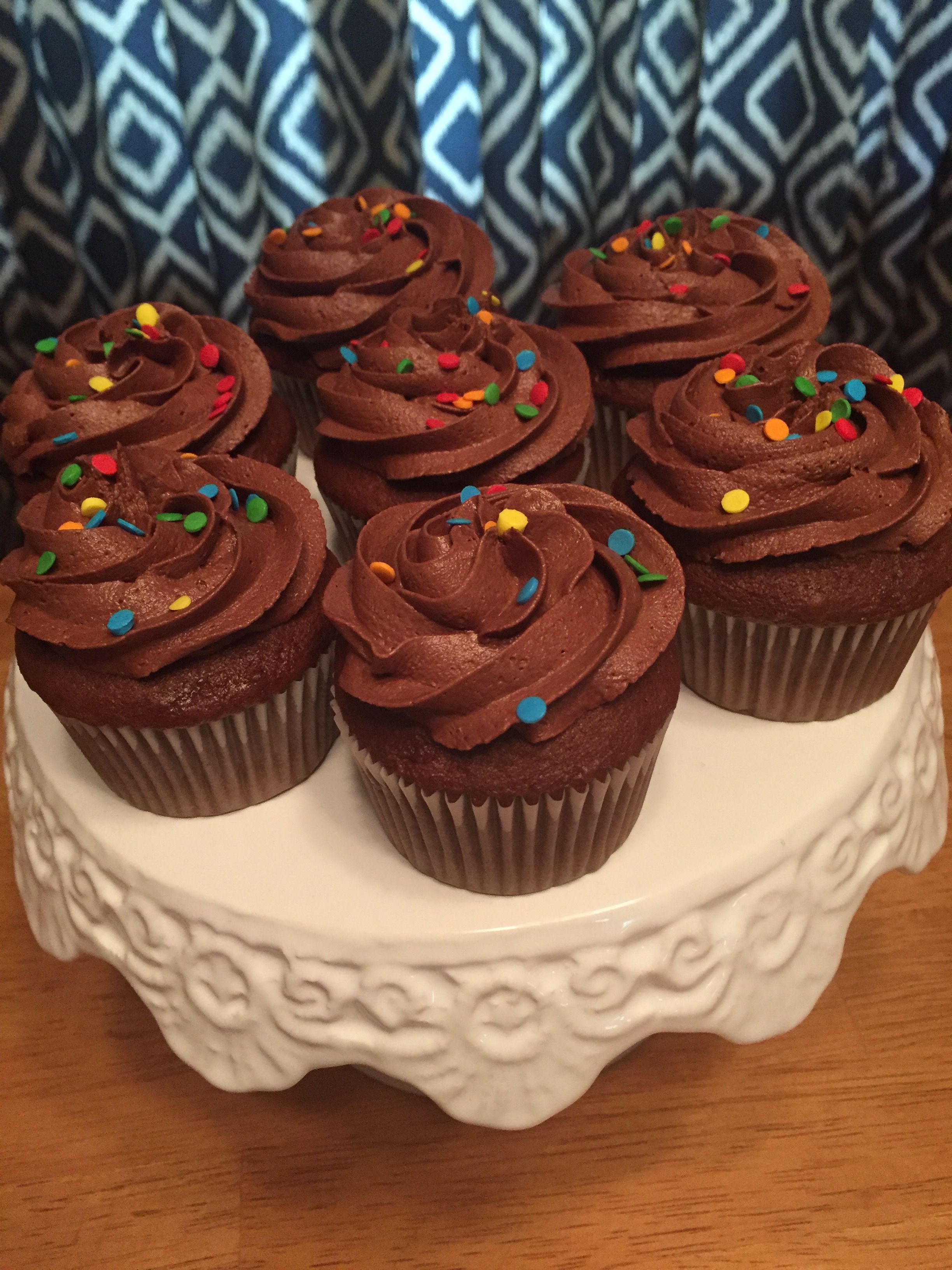 Gourmet Cupcakes at Ohlson's Bakery & Cafe